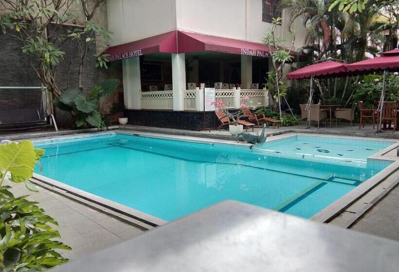 فندق Indah Palace Yogyakarta