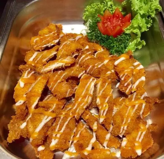 Отель Indah Palace Yogyakarta