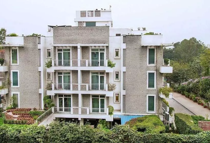 Hotel Mantra Amaltas