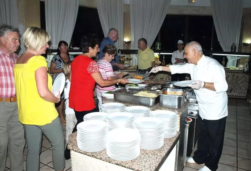 酒店 Palmyra Golden Beach Families And Couples