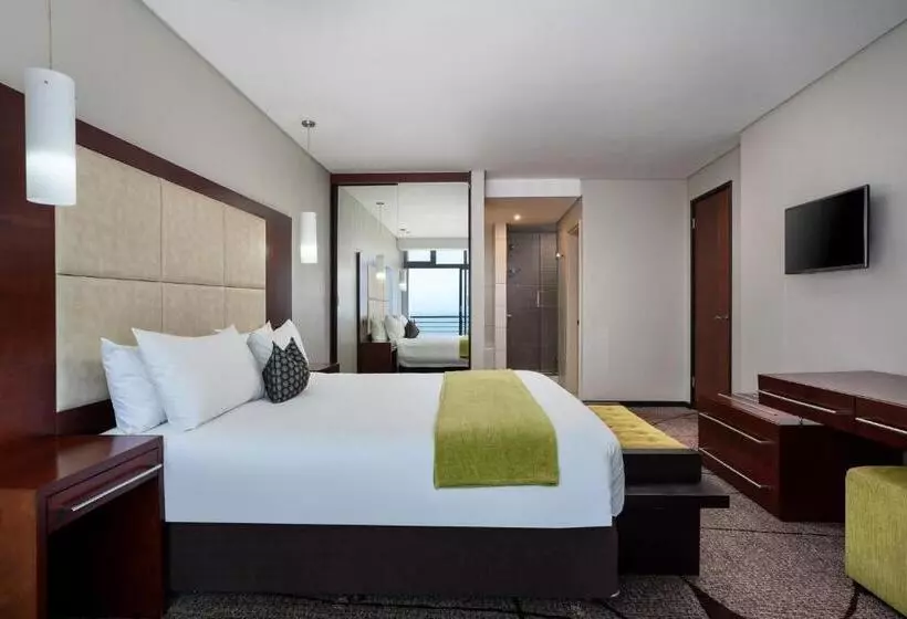 Premier Hotel East London Icc