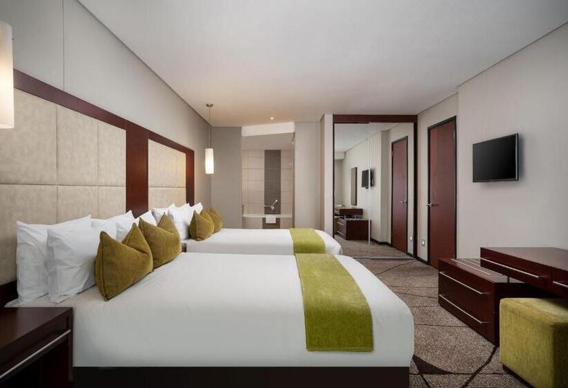 Premier Hotel East London Icc