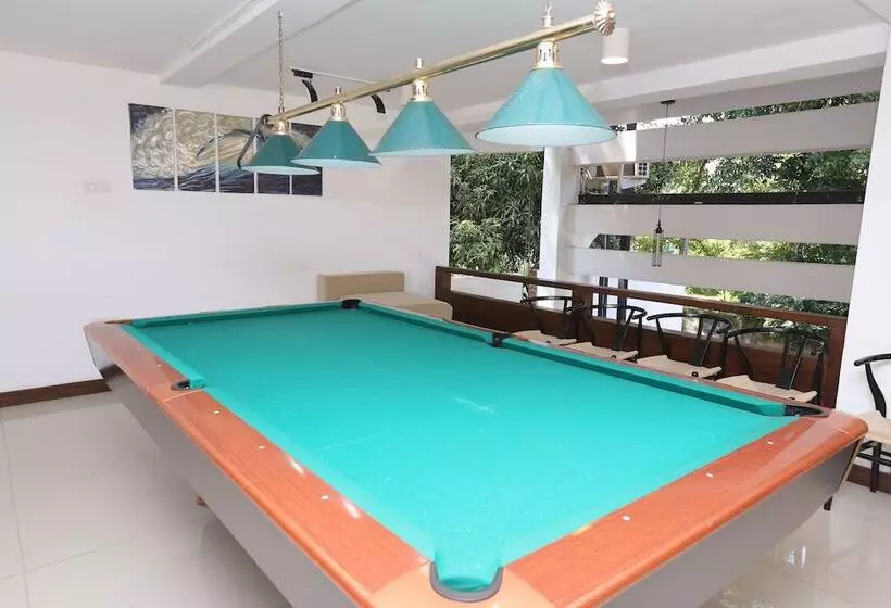 هتل Randiya Anuradhapura