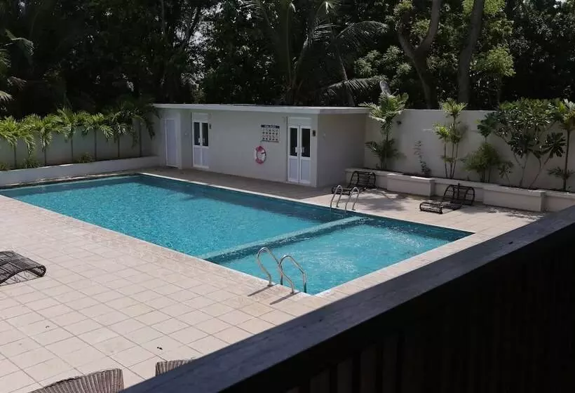 هتل Randiya Anuradhapura