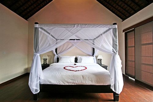 בית מלון כפרי The Khayangan Dreams Villa Umalas