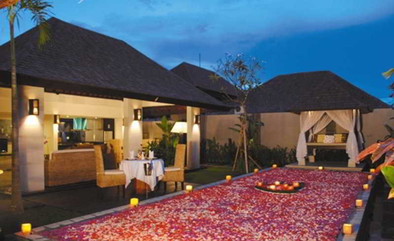 בית מלון כפרי The Khayangan Dreams Villa Umalas