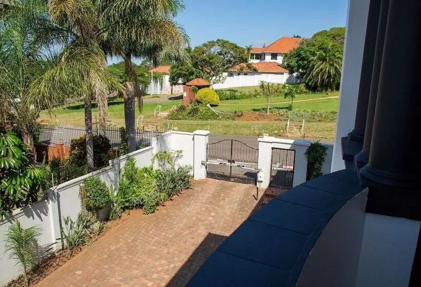 Hotel Saint James On Venice