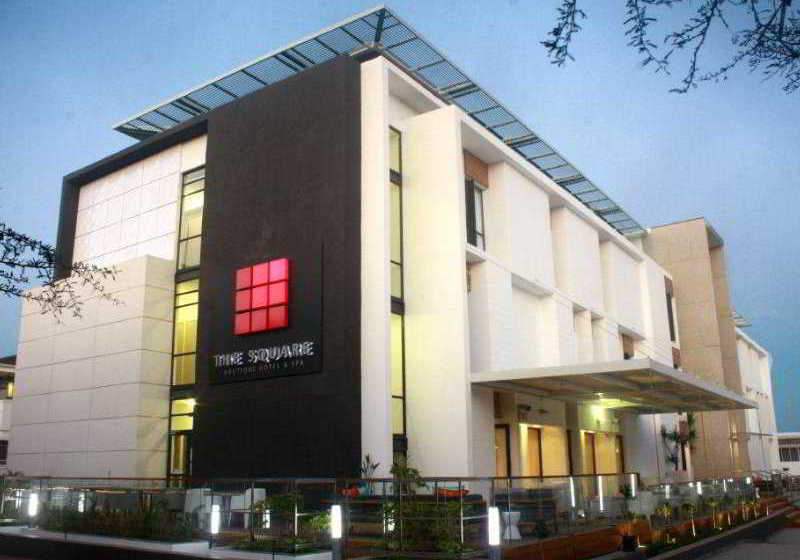 فندق The Square Boutique By Misty Blue S