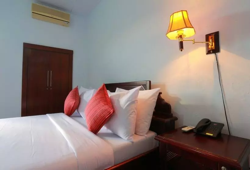 호텔 Warsa S Garden Bungalow And Spa