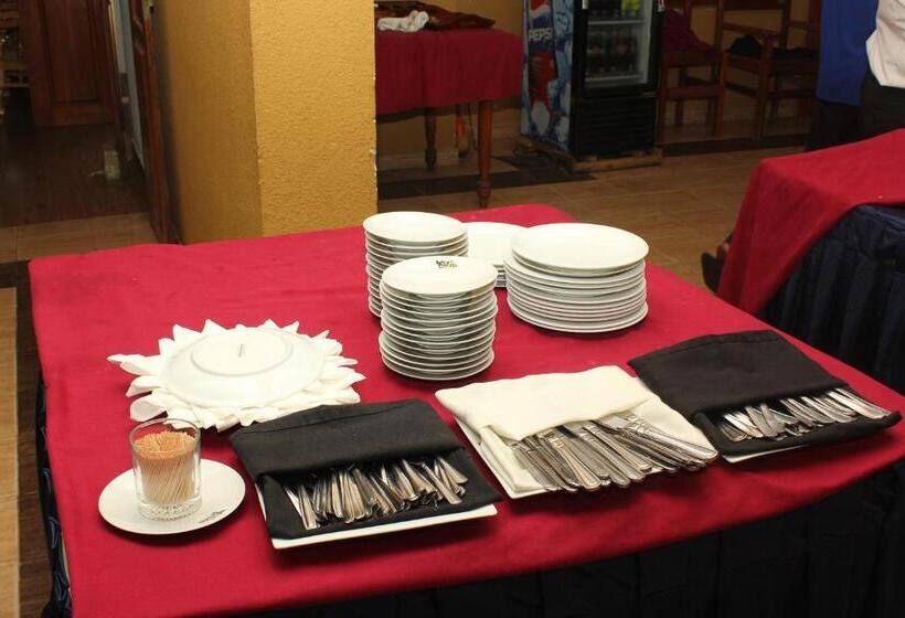 Отель Wila Safari