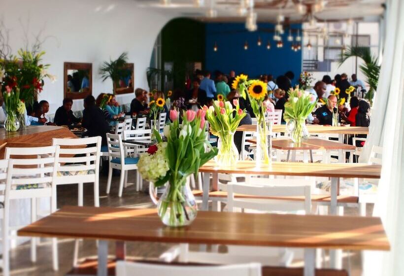 The Lakes Hotel And Conference Centre