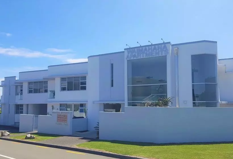 Waimahana Luxury Lakeside Apartments