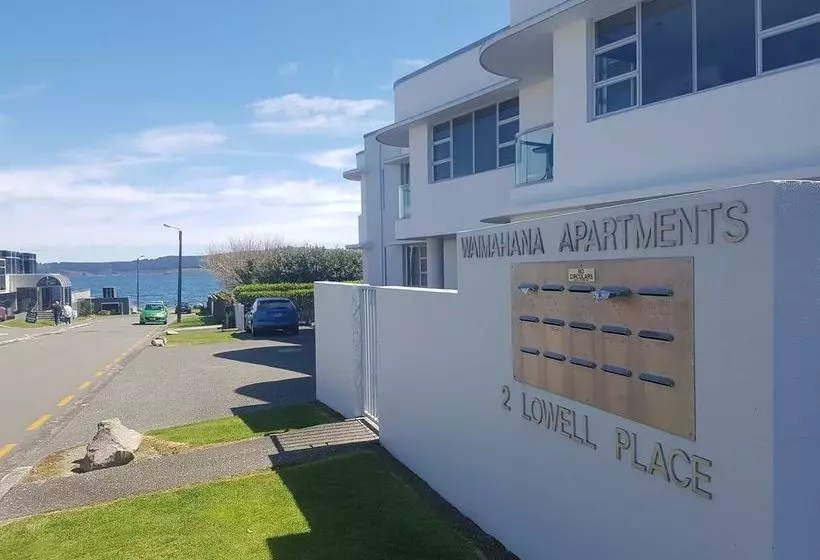 Waimahana Luxury Lakeside Apartments