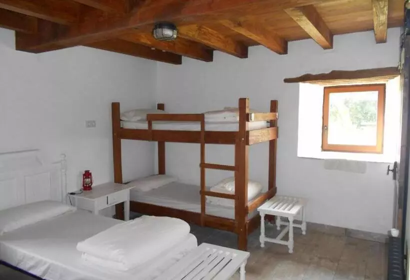 Albergue O Xistral
