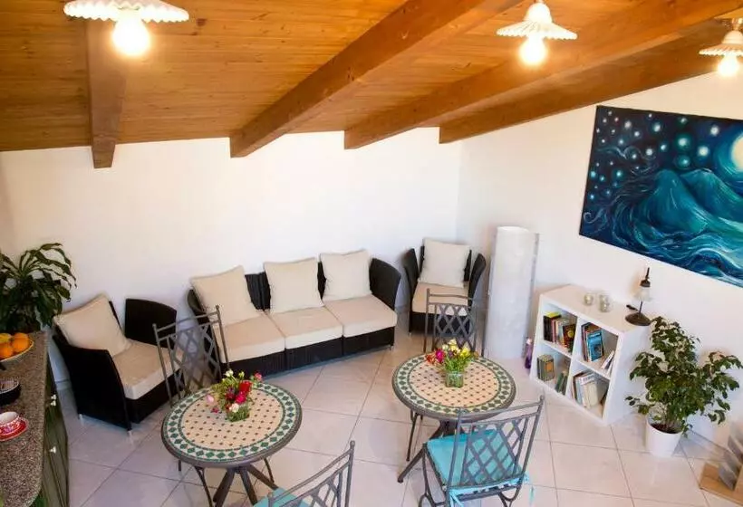 Aamiaismajoitus (B&B) Domus Liberty