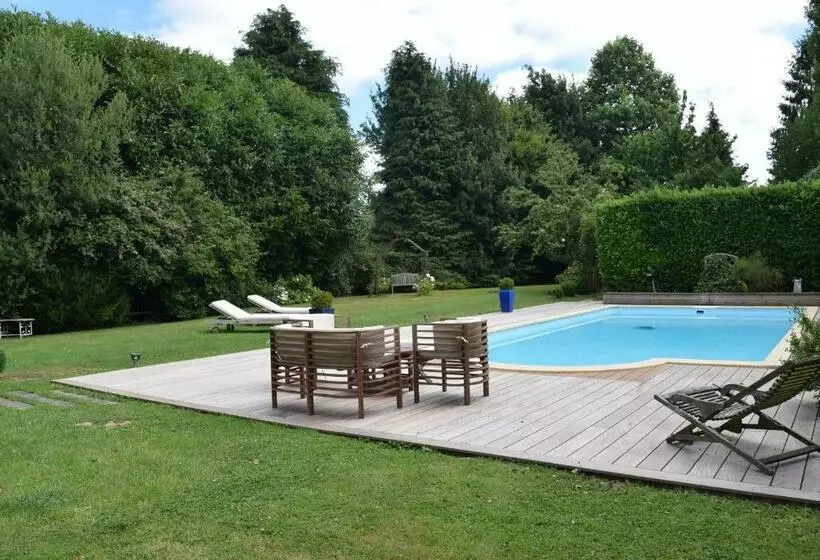 Aamiaismajoitus (B&B) Le Cottage Mirabelle