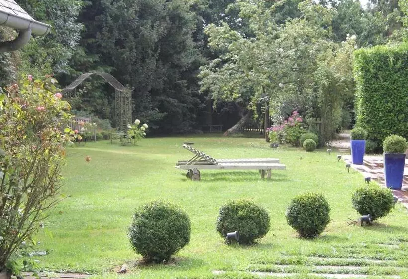 Aamiaismajoitus (B&B) Le Cottage Mirabelle