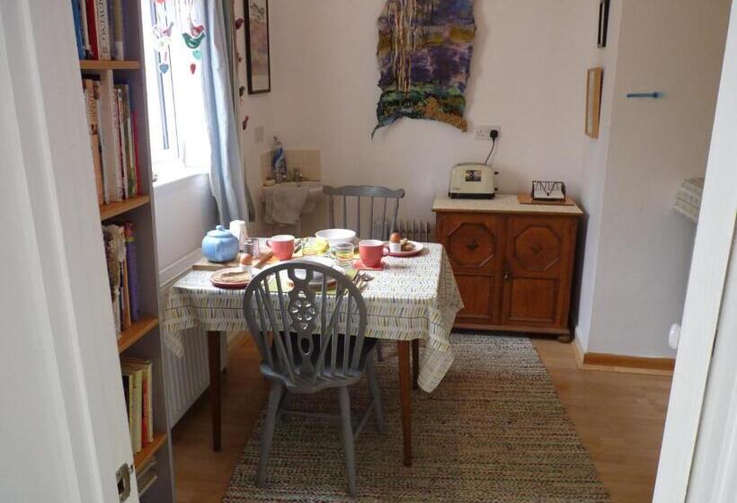 Bed and Breakfast The Farthings