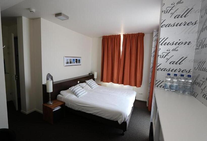 مبيت وإفطار Boutique Hotel De Raetskamer