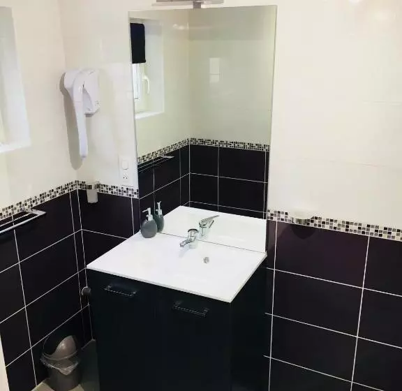 ベッドアンドブレックファースト La Rose Des Vents