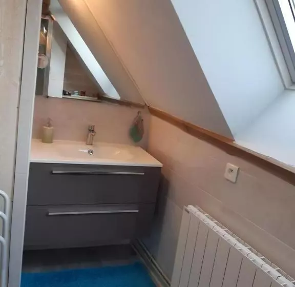 ベッドアンドブレックファースト La Treille