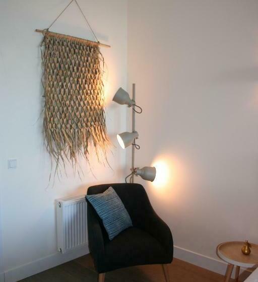 민박 Waterfront Studio