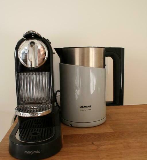 민박 Waterfront Studio