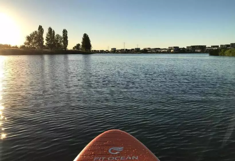 ベッドアンドブレックファースト Waterfront Studio