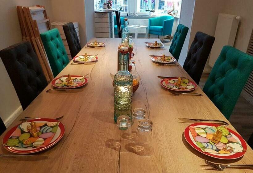 酒店 Ria‘s Beachhouse