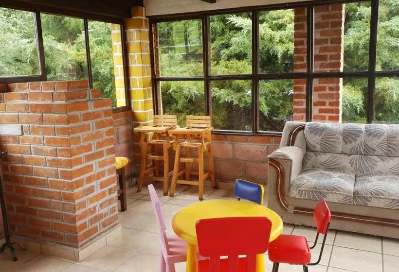 Hotelli Rio Estigia Inn