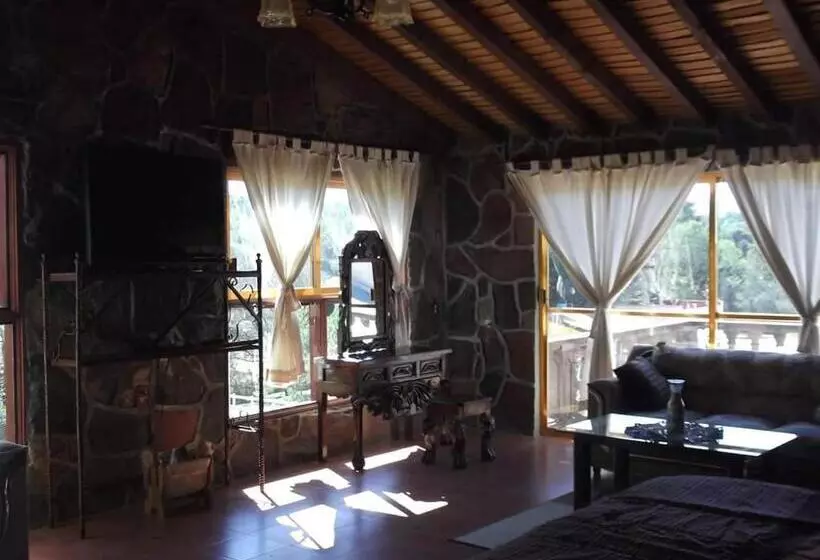 Hotelli Rio Estigia Inn