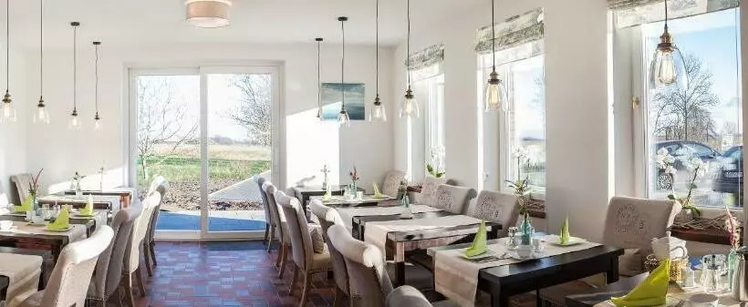 هتل Schmid S Landhaus