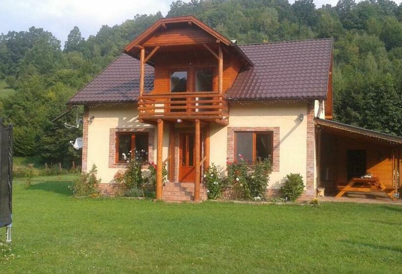 ペンション Katalin Kulcsosház