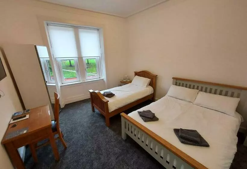 پانسیون Maze Serviced Apartment