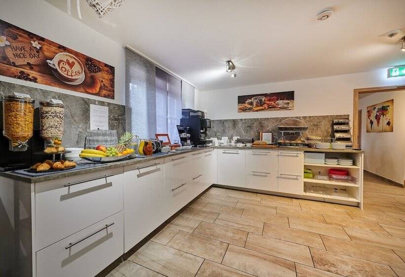 Sunny Hotel Straubing