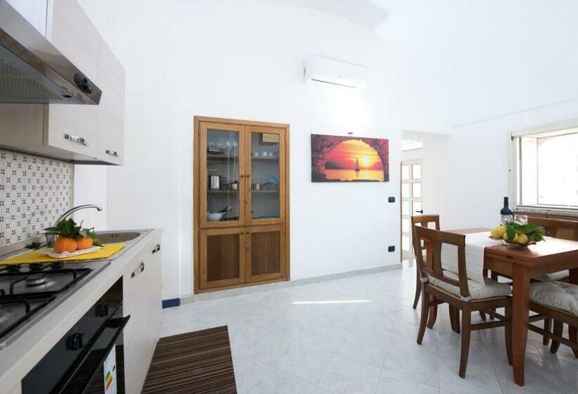 Bed and Breakfast M.a.m.a Home