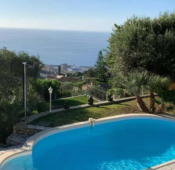 تختخواب و صبحانه Monte Carlo View And Spa