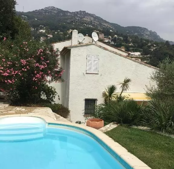 تختخواب و صبحانه Monte Carlo View And Spa