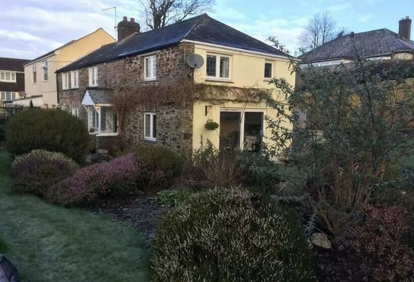 ベッドアンドブレックファースト Priory Cottage Bodmin