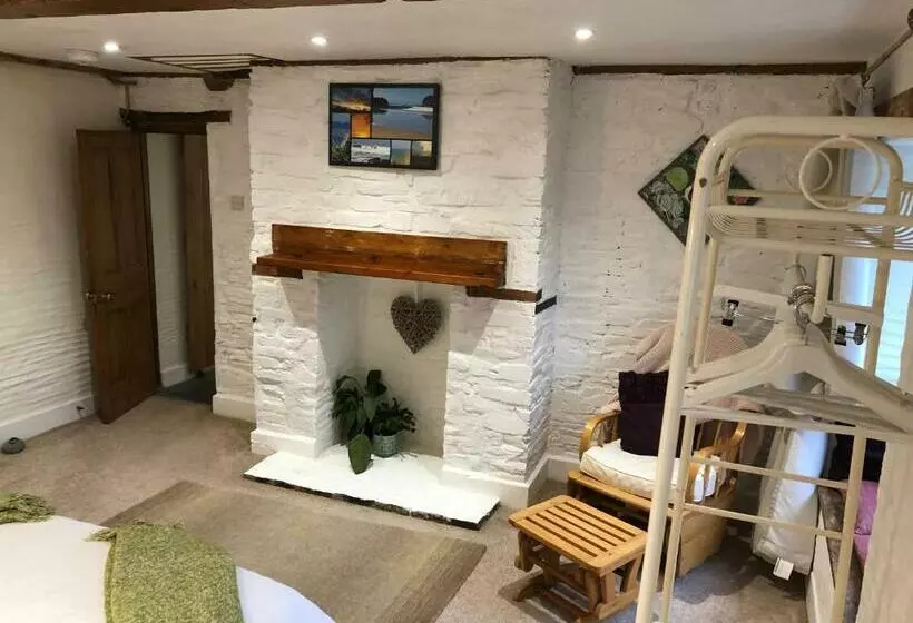 ベッドアンドブレックファースト Priory Cottage Bodmin