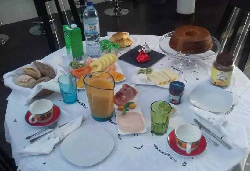 تختخواب و صبحانه Tavira Independent Suite With Pool At Casa Reflexos