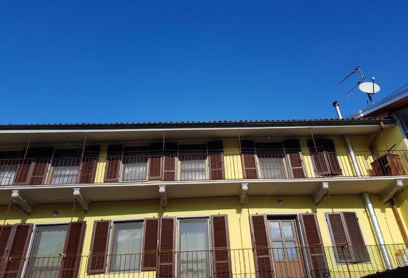 تختخواب و صبحانه Una Volta Anticamente