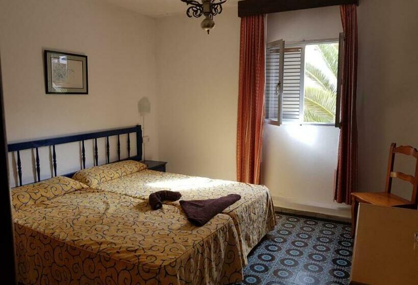 Pensão Hostal Maxorata