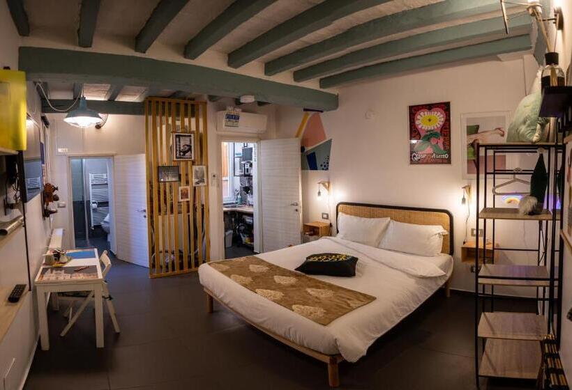 پانسیون La Pomposa Del Teatro