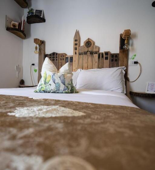 پانسیون La Pomposa Del Teatro