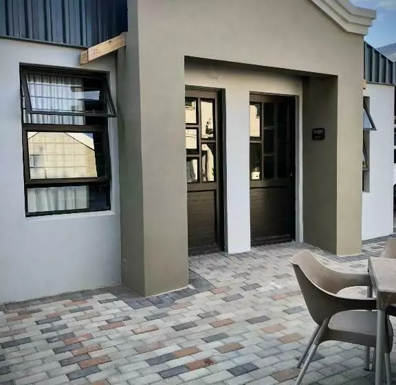 Majatalo Modern Goldfields Apartments