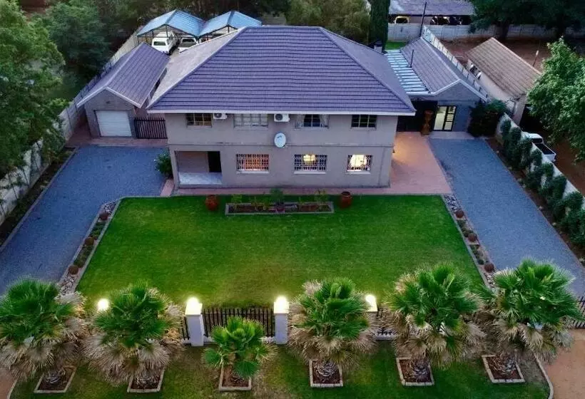 Majatalo Modern Goldfields Apartments