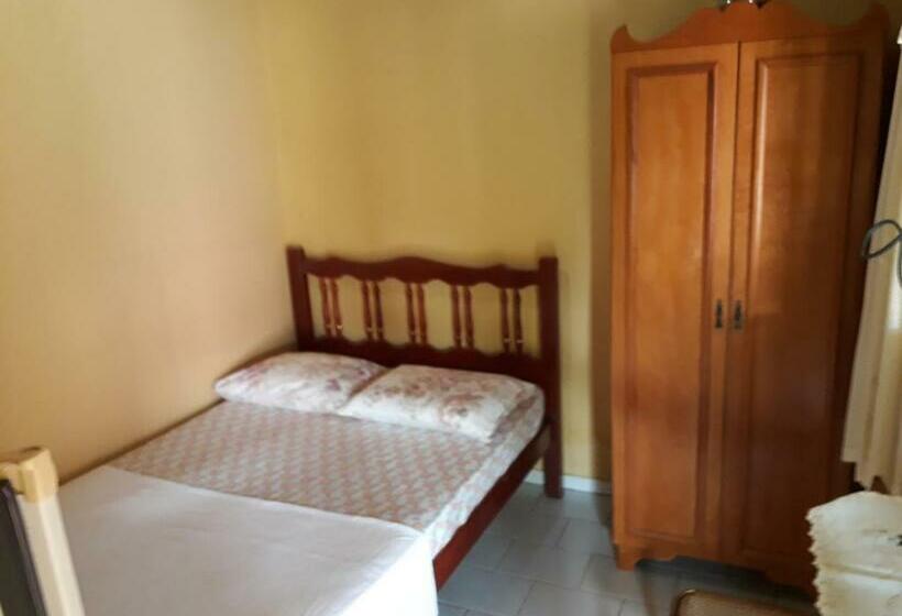 پانسیون Suítes Dona Ilda