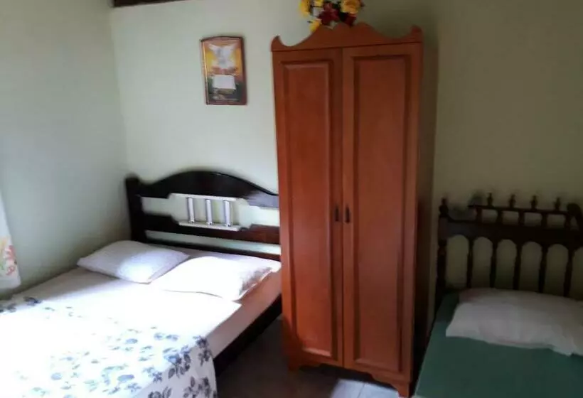 ペンション Suítes Dona Ilda