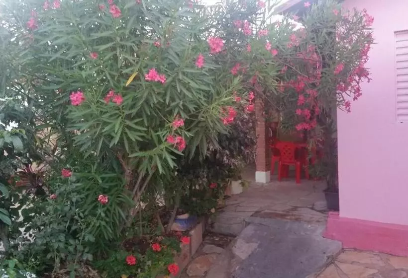 ペンション Suítes Dona Ilda